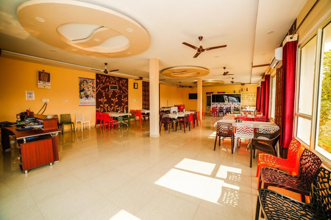 Oyo 23367 Farmsgreen Resort And Restaurant Orchha Zewnętrze zdjęcie